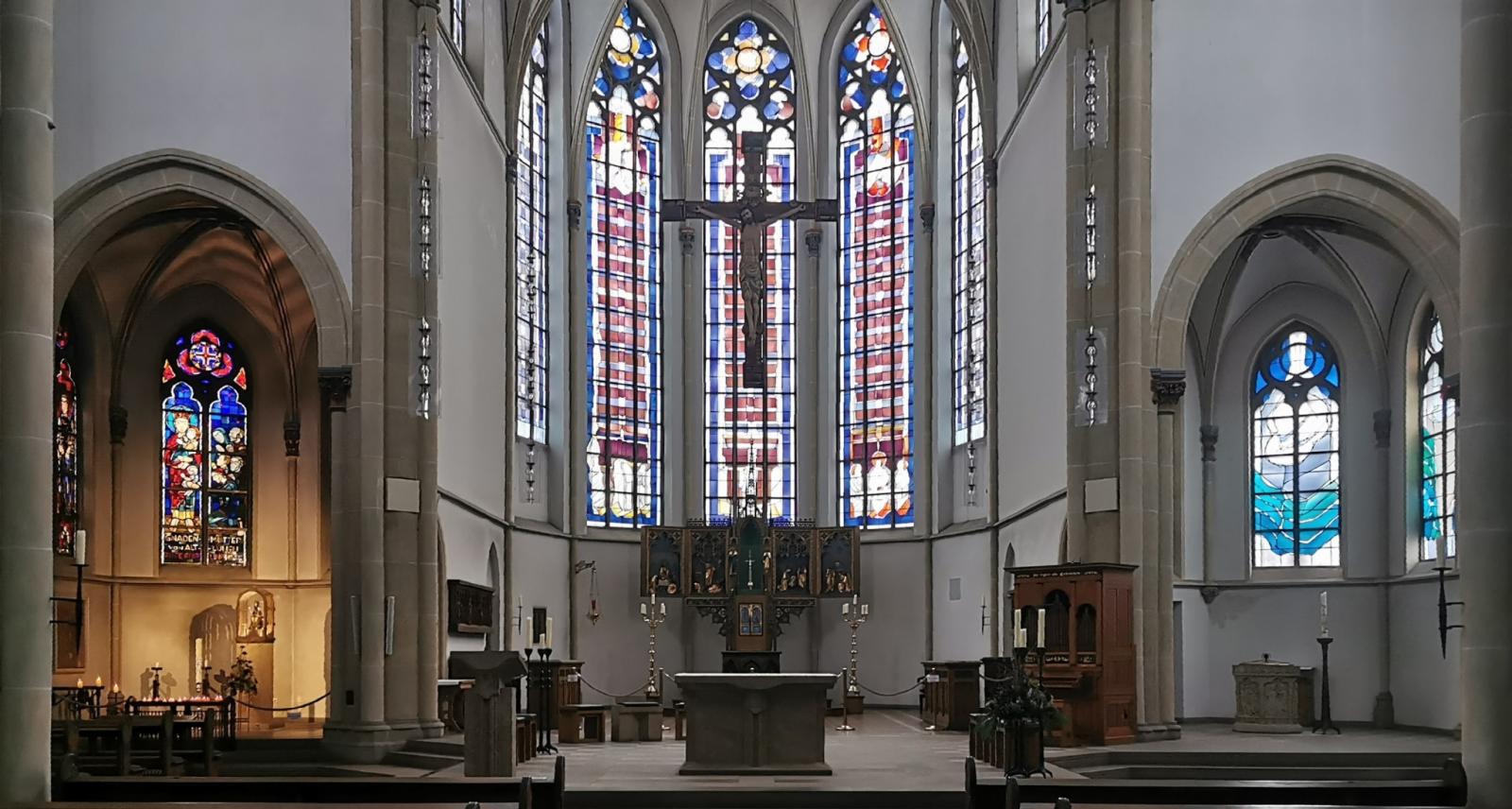 Chor mit Seitenkapellen