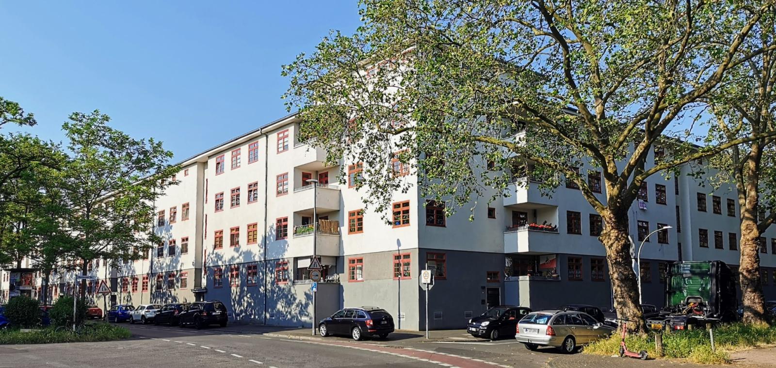 Blauer Hof Ecke Hertz/Waldecker Straße