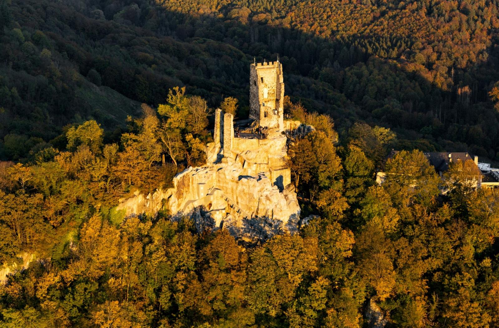 Burgruine Drachenfels Luftbild