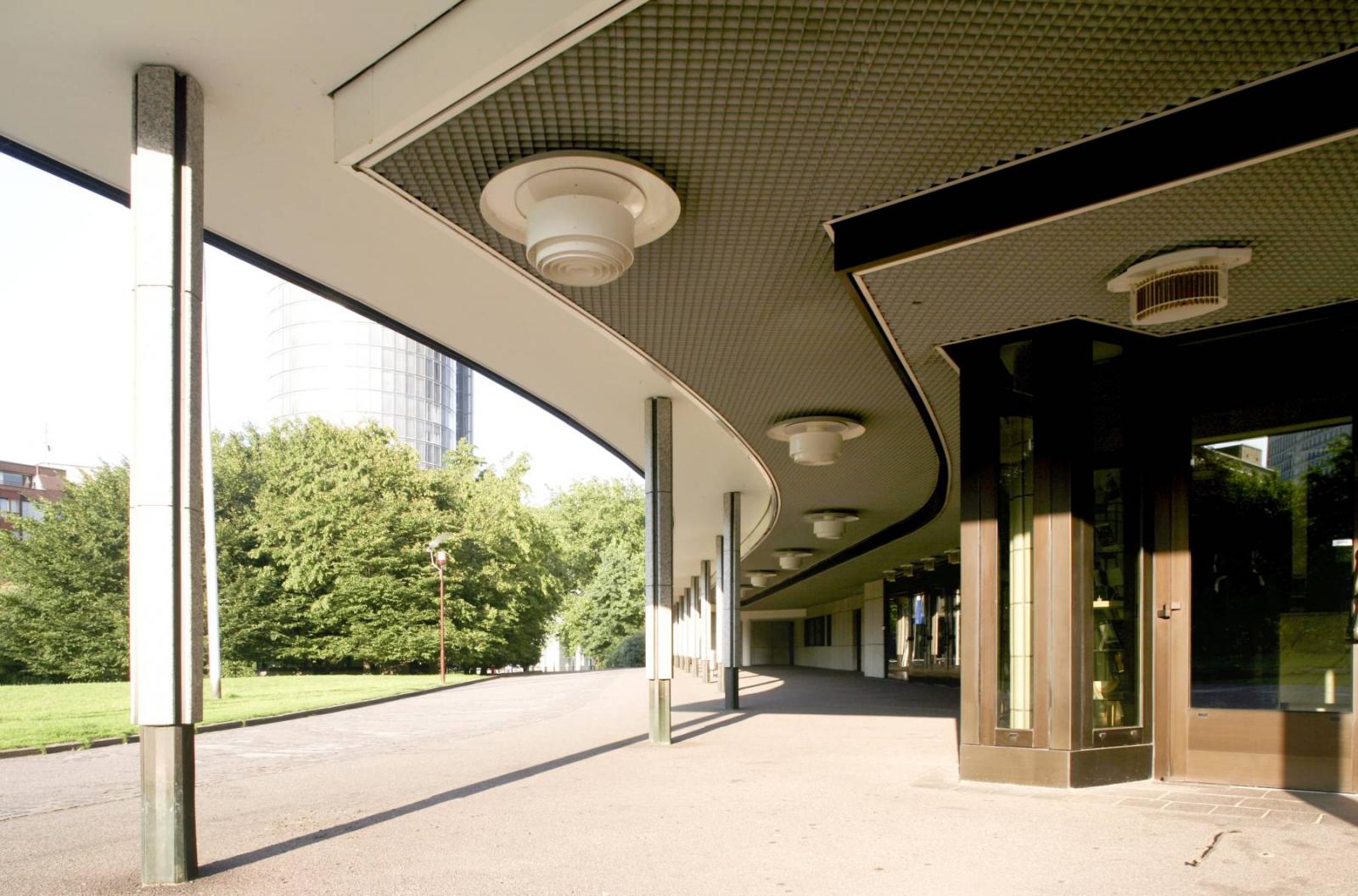 Eingangsbereich Theater
