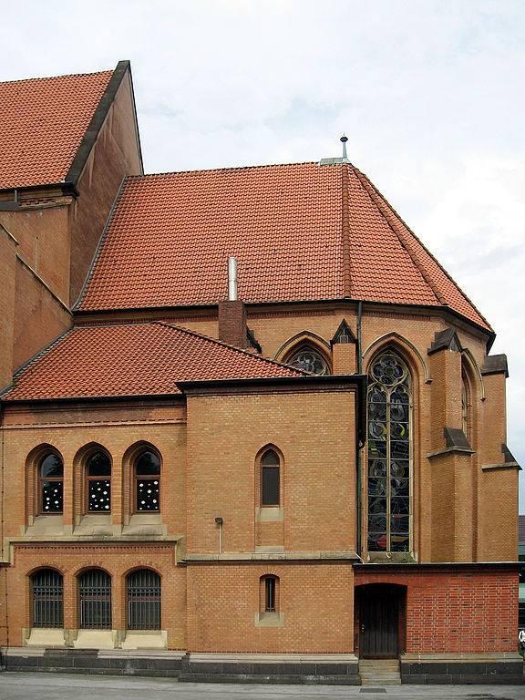 Chor und Südfassade der Liebfrauenkirche