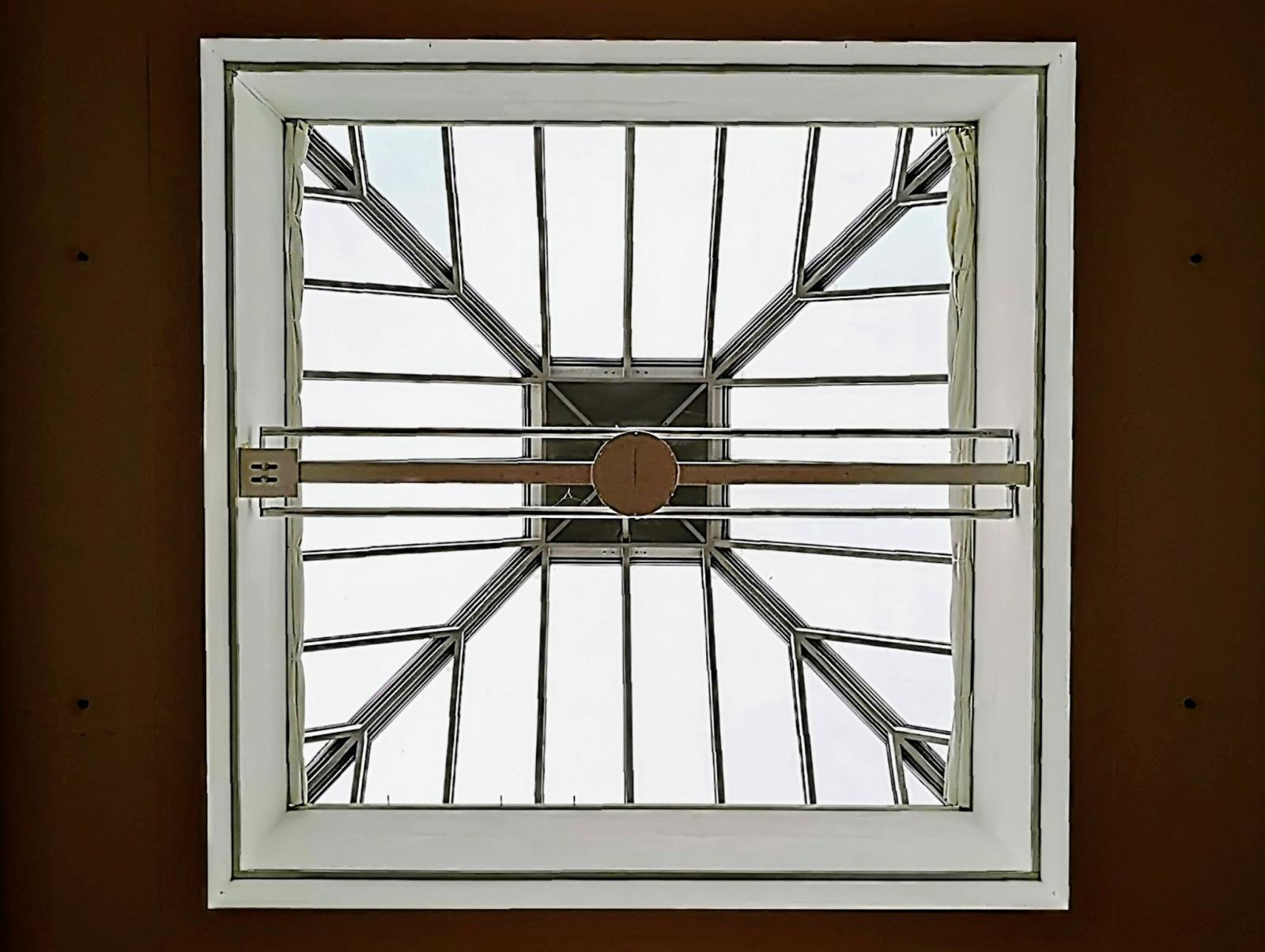 Pyramiden-Dachfenster