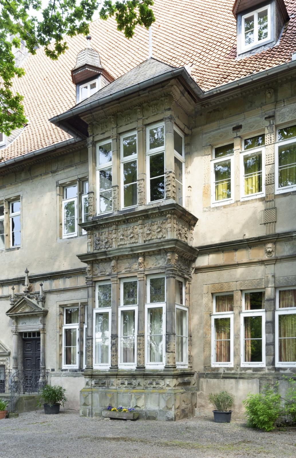 Ornamentierter Fassadenvorsprung