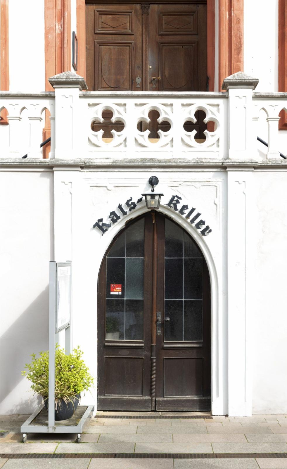 Eingang Ratskeller historisches Rathaus Bad Salzuflen