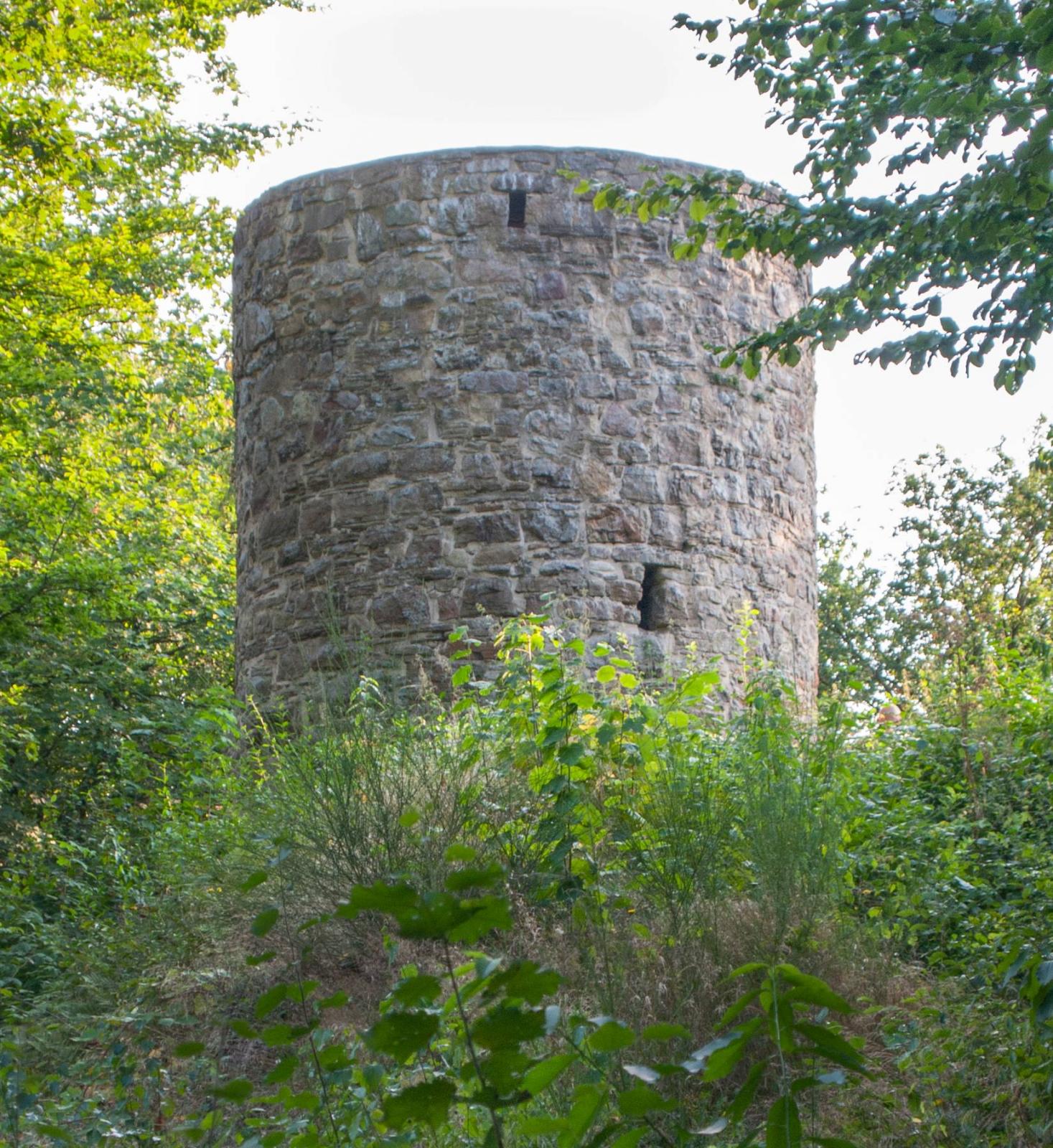 Turmruine, sogenannter stumpfer Turm