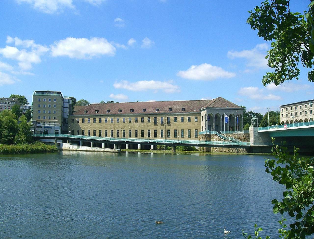 Blick auf die RWW Hauptverwaltung Mülheim an der Ruhr
