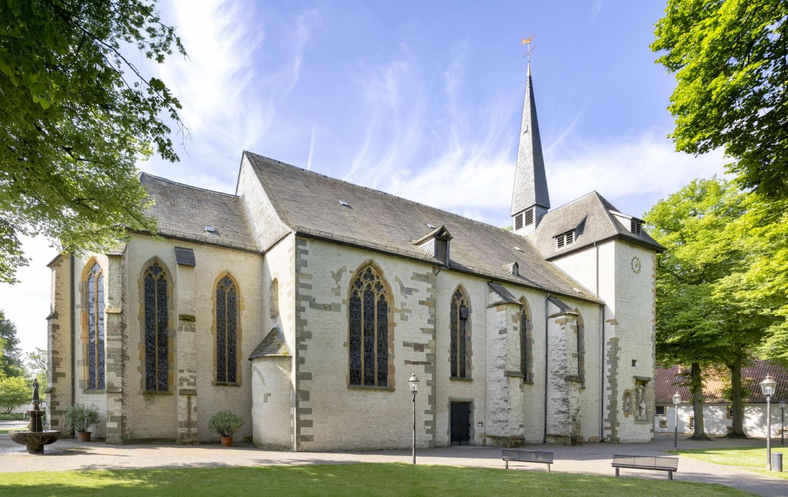 St. Laurentius, Kirche des ehemaligen Klosters