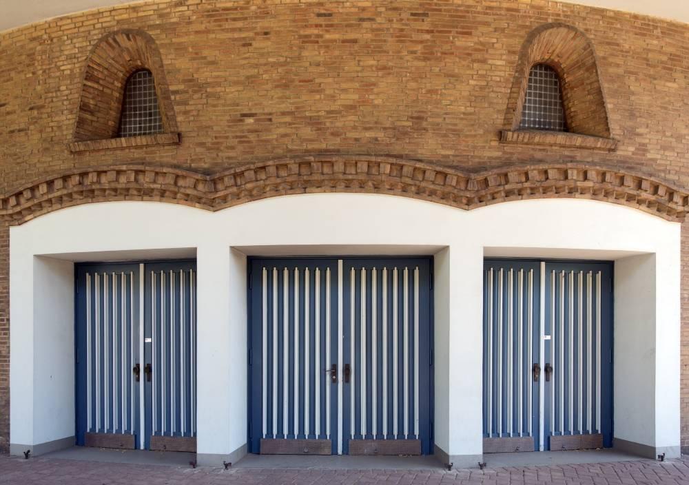 dreiteiliges Portal