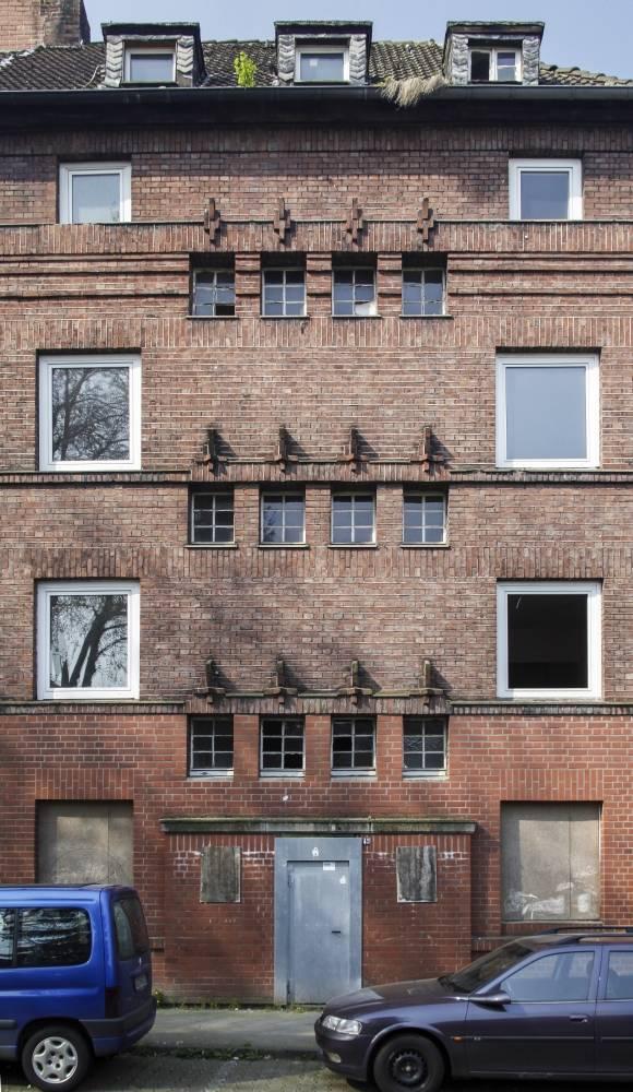 Blick auf eine Hausfassade