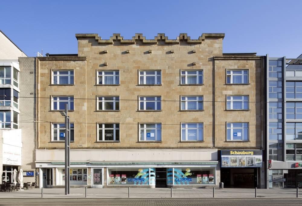 Fassade des Schauburg-Filmpalasts