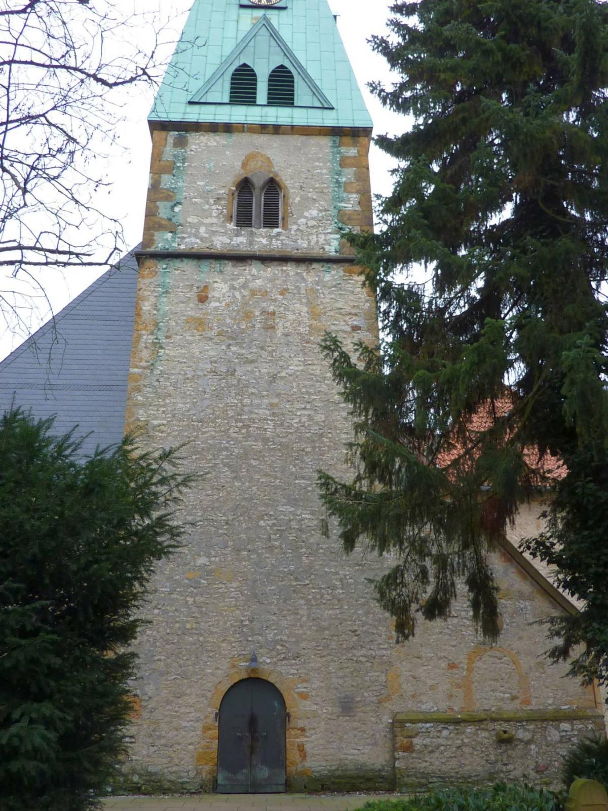 St. Peter und Paul, Westfassade