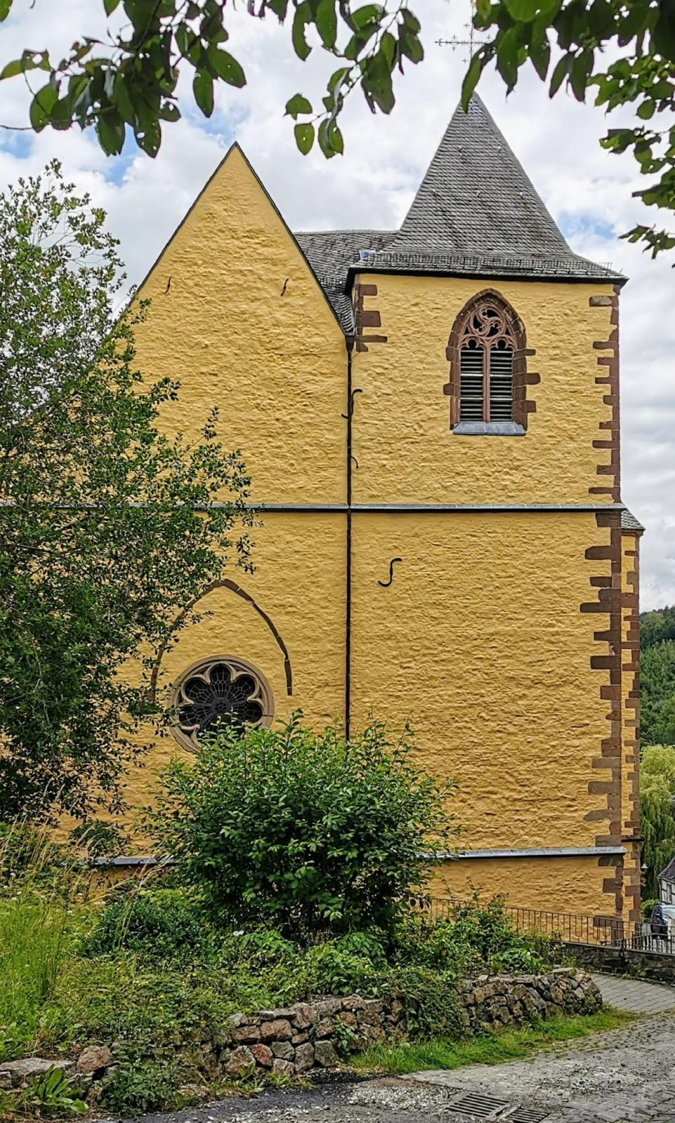 Schlosskirche Schleiden, Westfassade