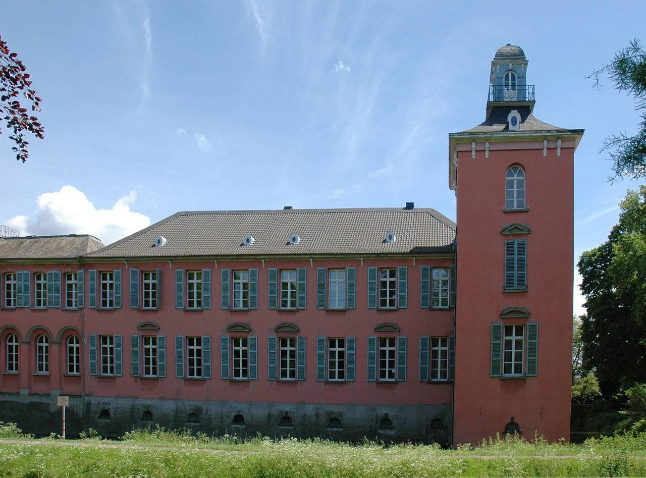 westlicher Herrenhausflügel