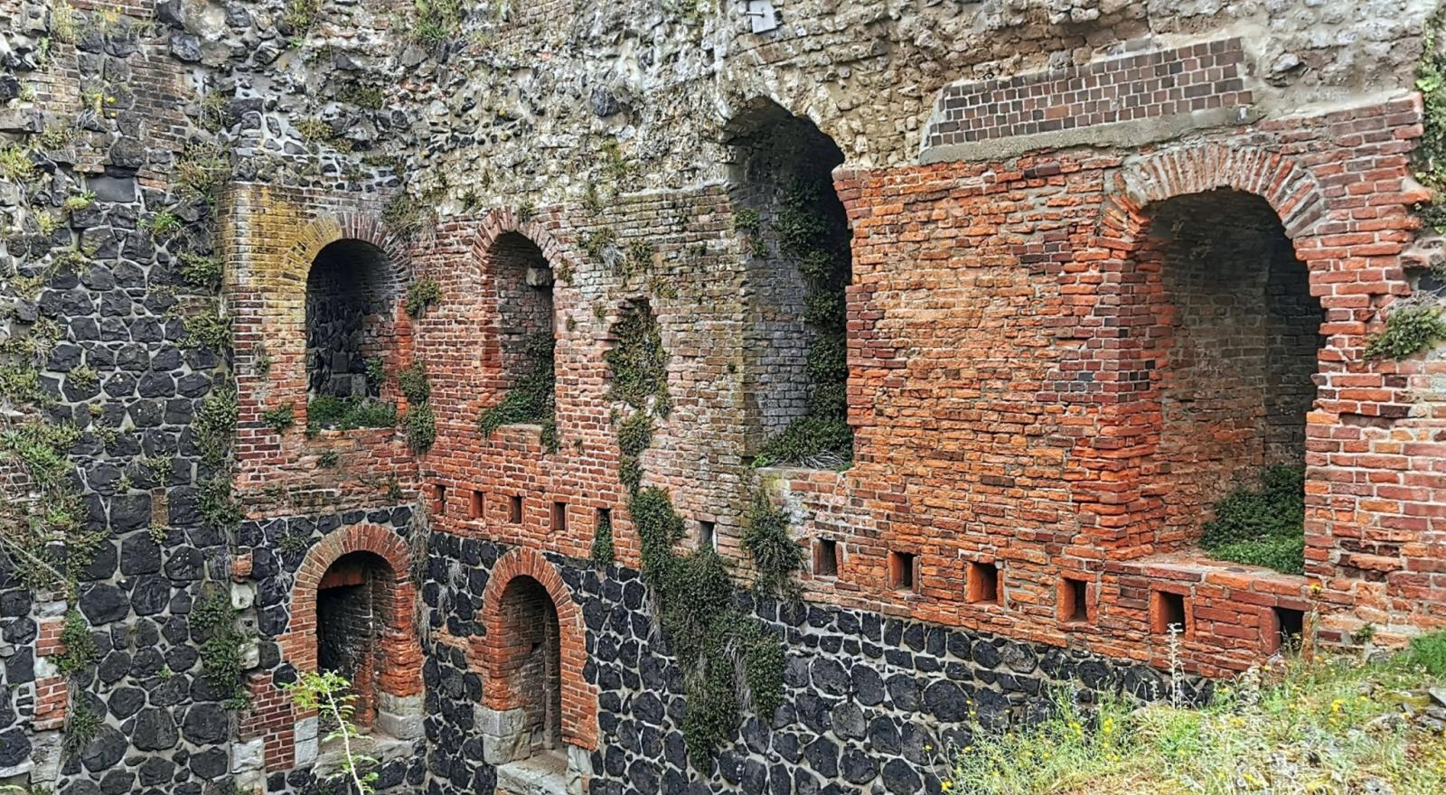 Kaiserpfalz, Ruine des Palas, Innenraum