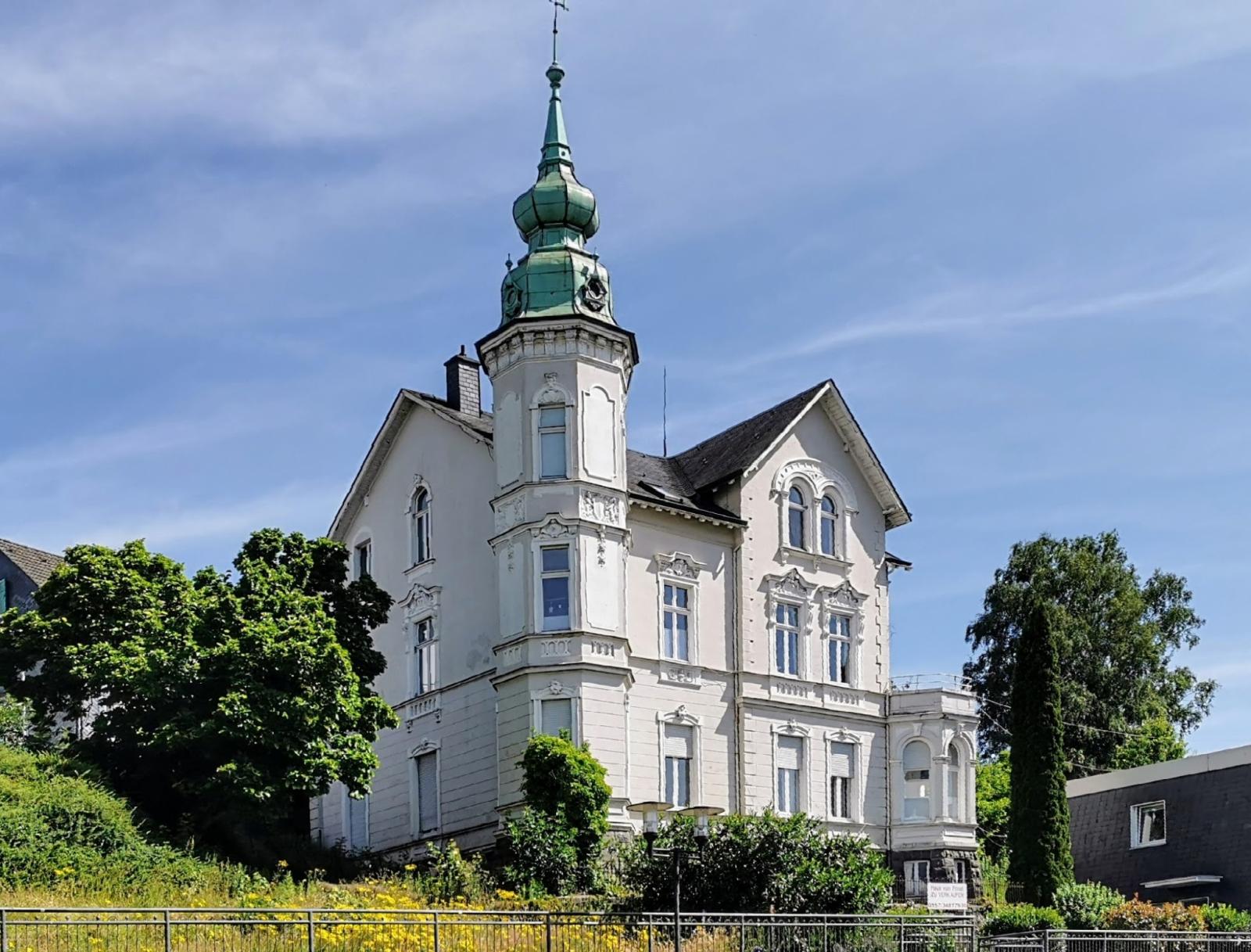 Villa an der Kölner Straße