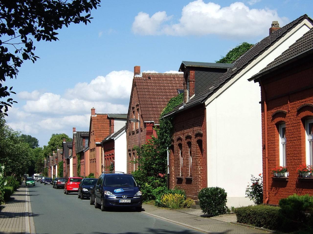 Siedlung Mausegatt-Kreftenscheer, Straßenflucht