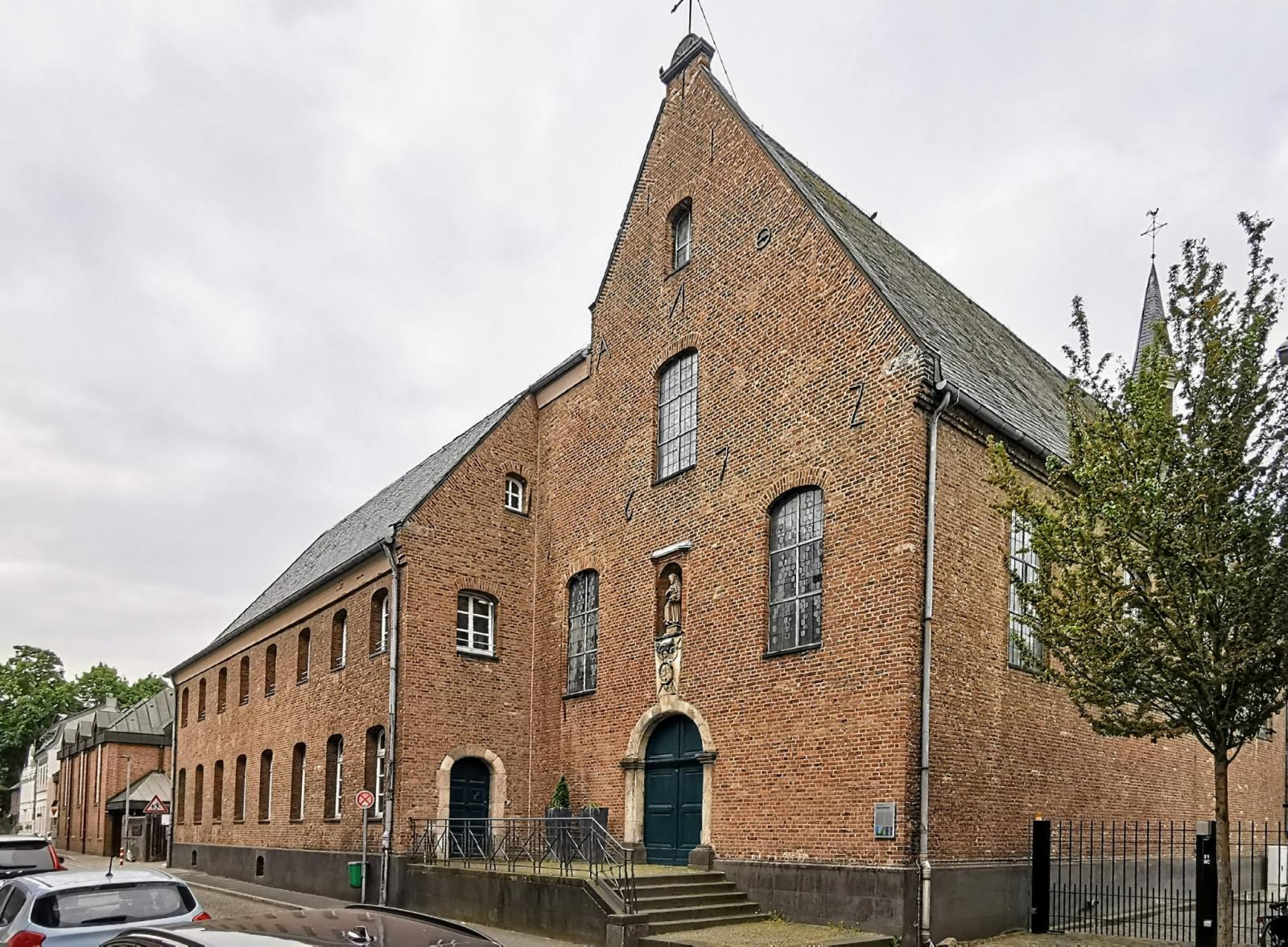 Rheinhauskapelle des ehemaligen Kapuzinerklosters, Erzbischöfliches Suitbertus-Gymnasium