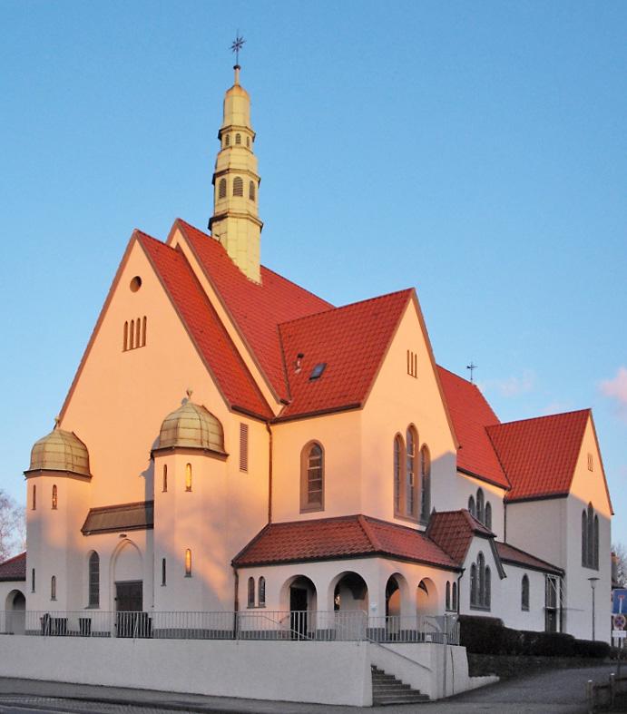 St. Bernardus in Oberhausen-Sterkrade, Außenansicht