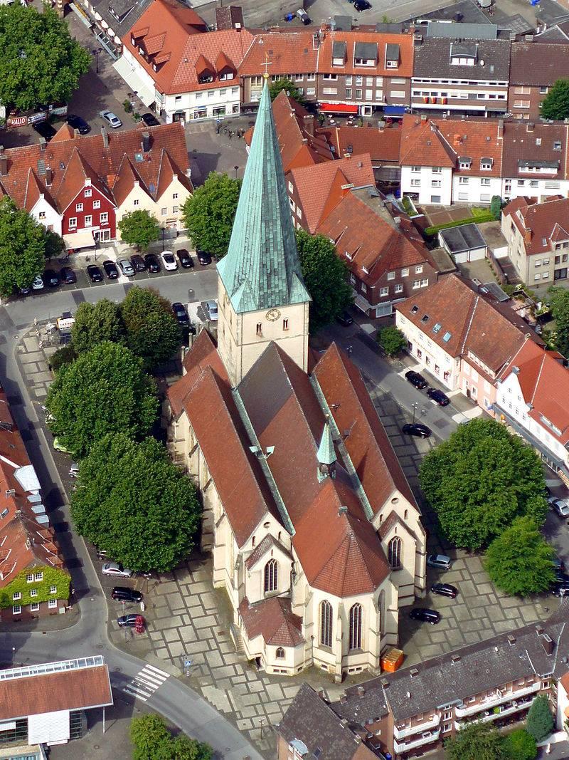 St. Remigius, Luftbild, vor dem Umbau