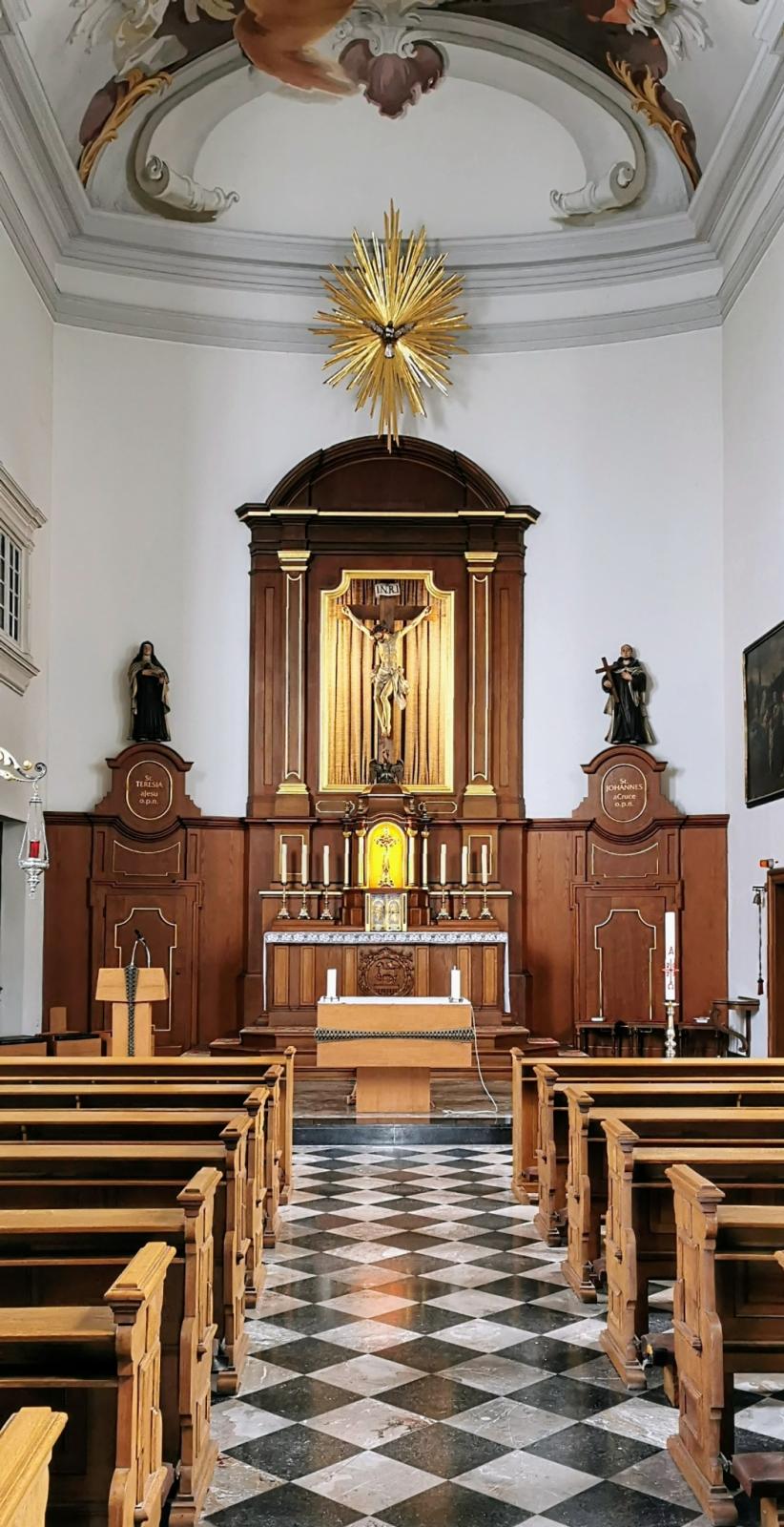 Josephkapelle, Blick auf den Altar