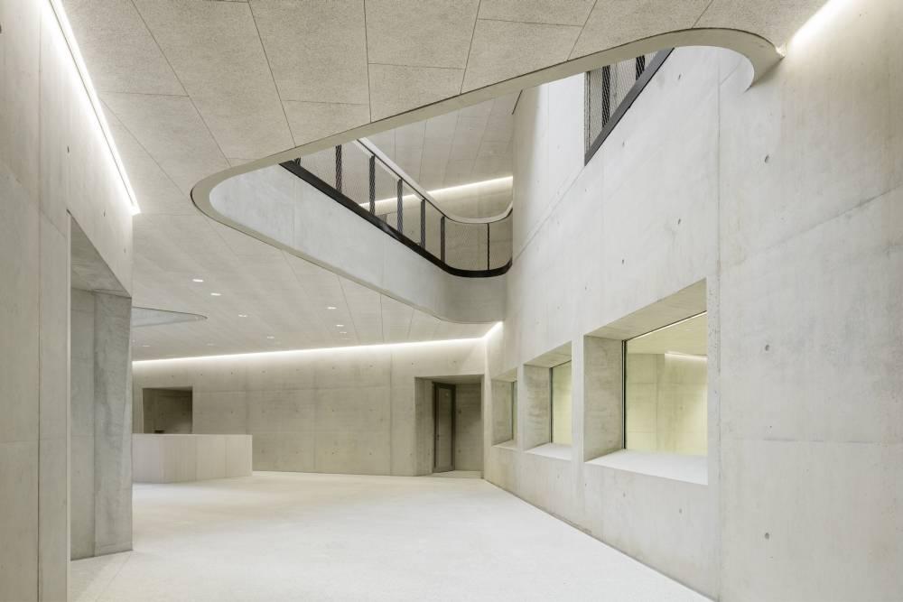 Innenansicht mit Blick zu einer Galerie