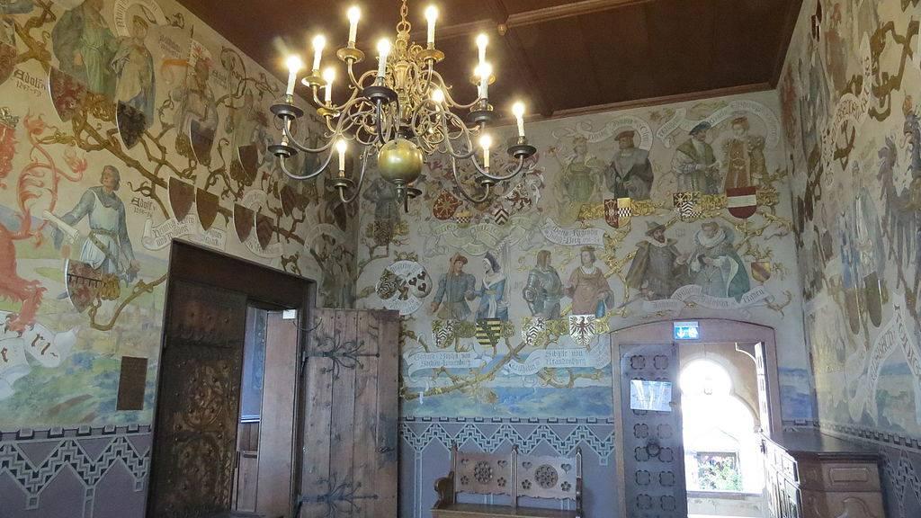 Schloss Burg, Ahnensaal