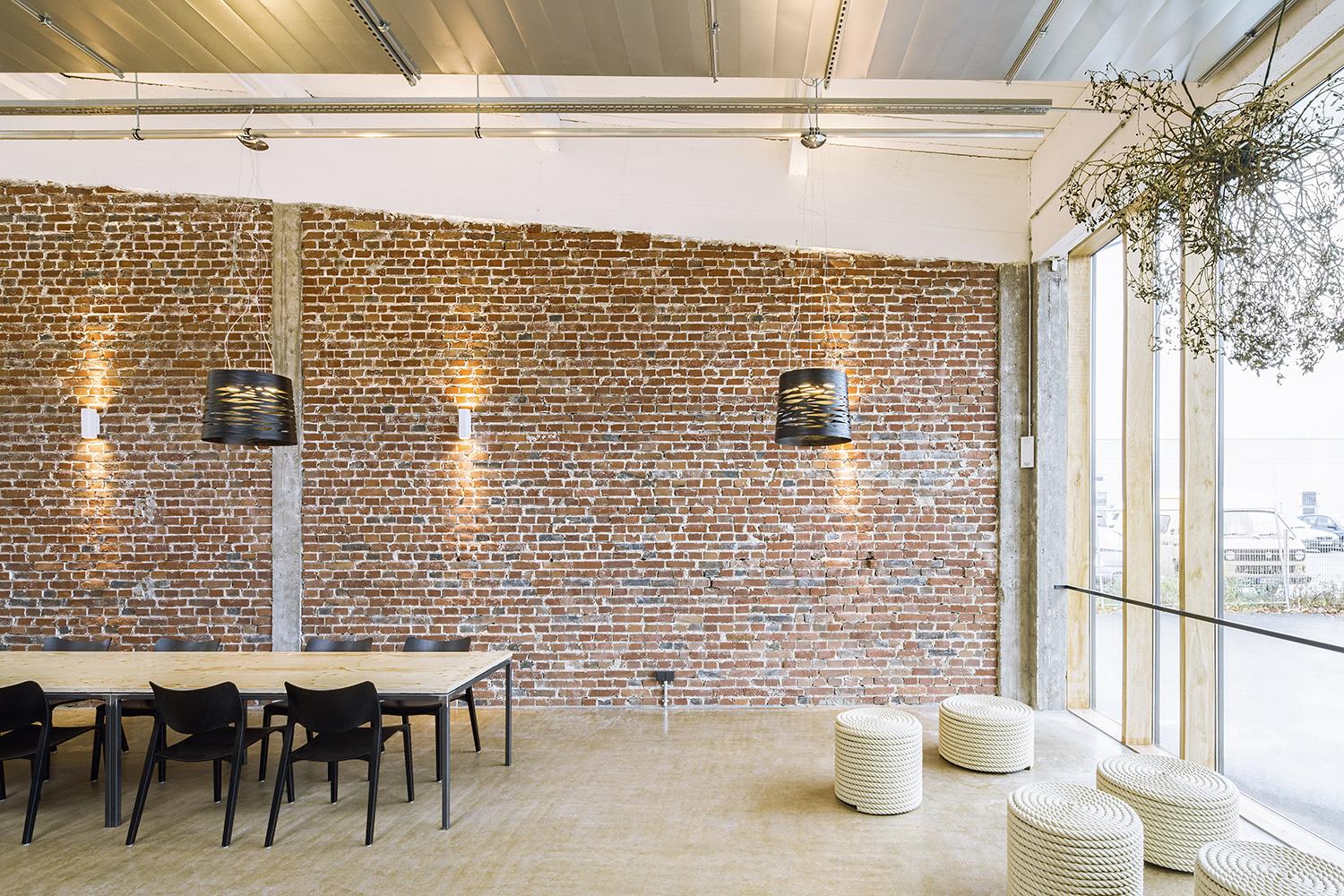 DEINspeisesalon, Einbaumöbel, umgebauter Innenraum