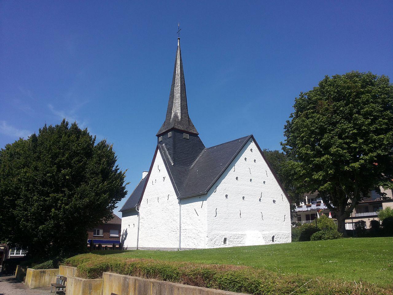 südwestliche Ansicht der Petruskapelle Übach-Palenberg