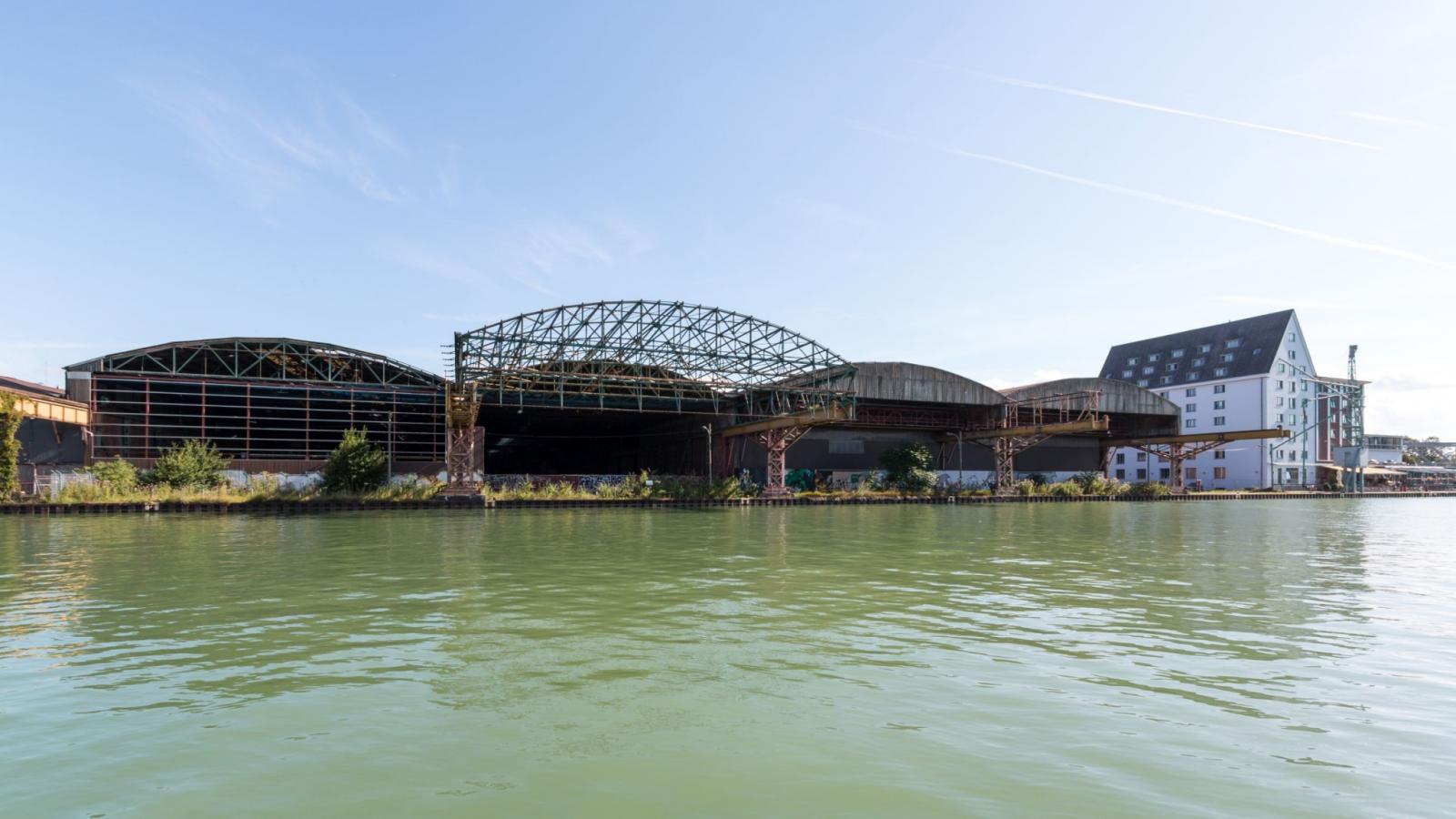 Stadthafen I, Hafenviertel Münster, Nordseite ehem. Osmo-Hallen