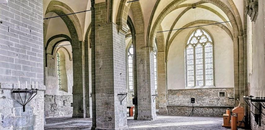 Blick in den Kirchenraum