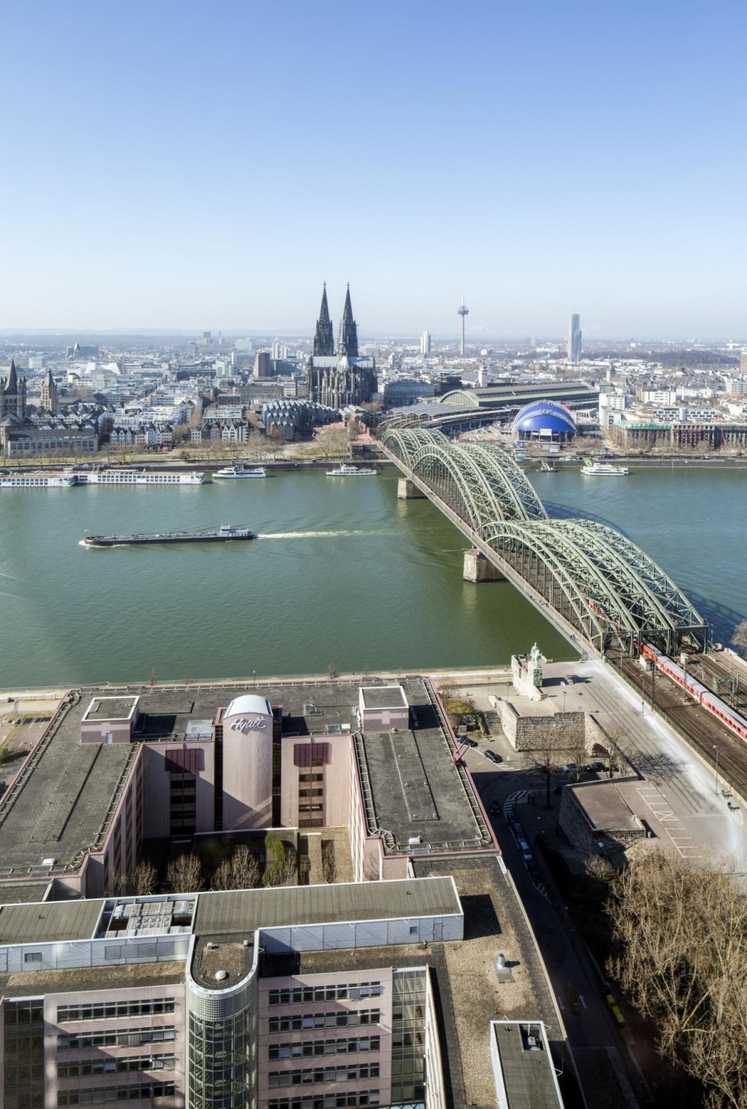 Luftbild Hohenzollernbrücke