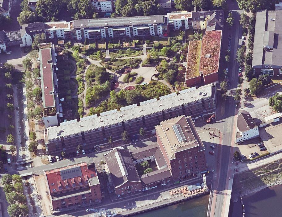 Schrägluftbild von Norden, Grachtenwohnungen