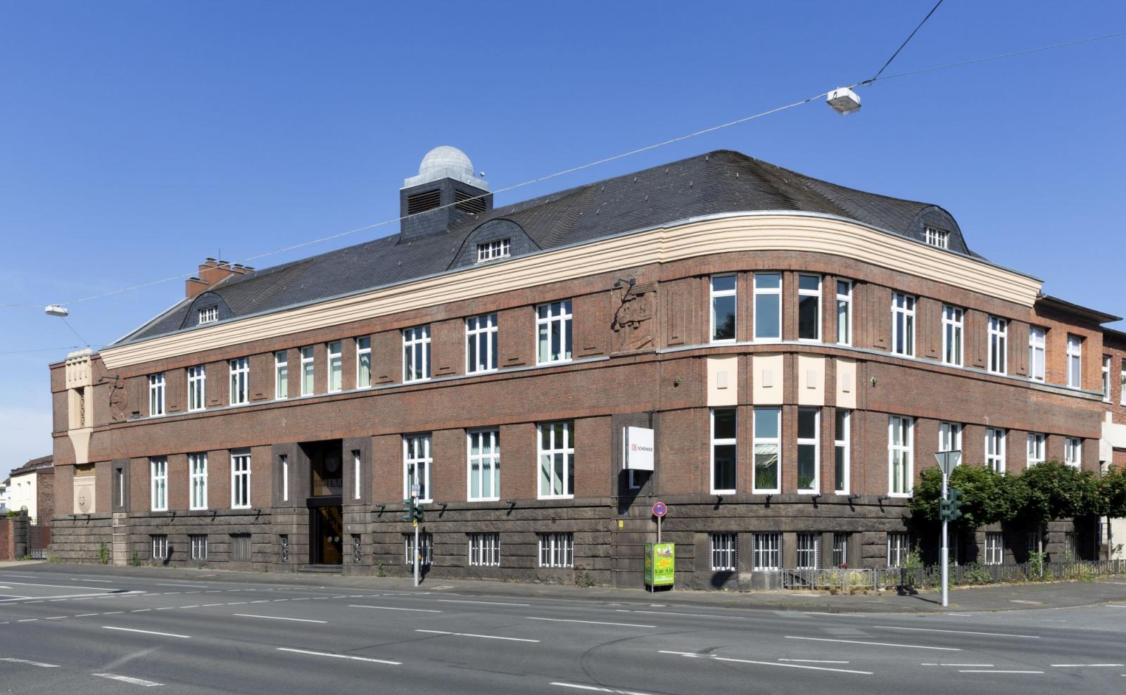 Lagerhaus Lehnkering, heute Sitz der Spedition Schenker