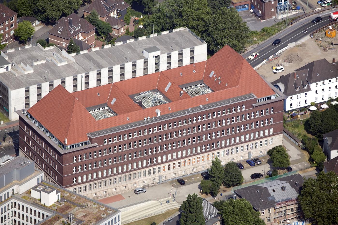 Luftbild Tausendfensterhaus von Südwesten