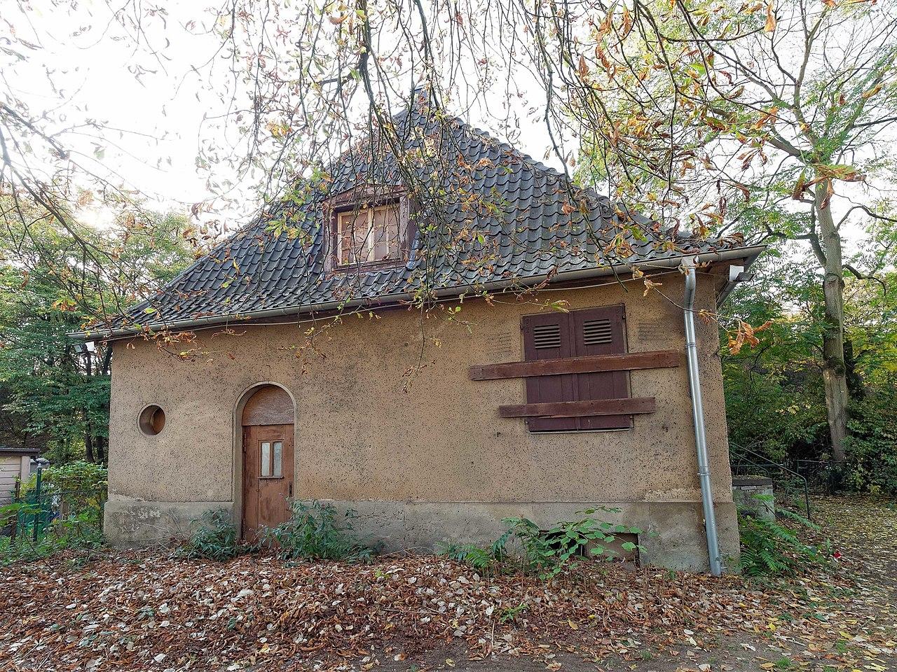 Betriebsleiterwohnhaus - Seitenansicht