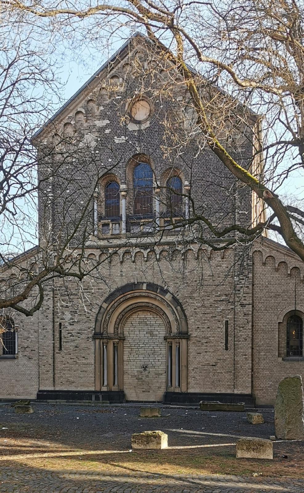 St. Cäcilien Westwerk