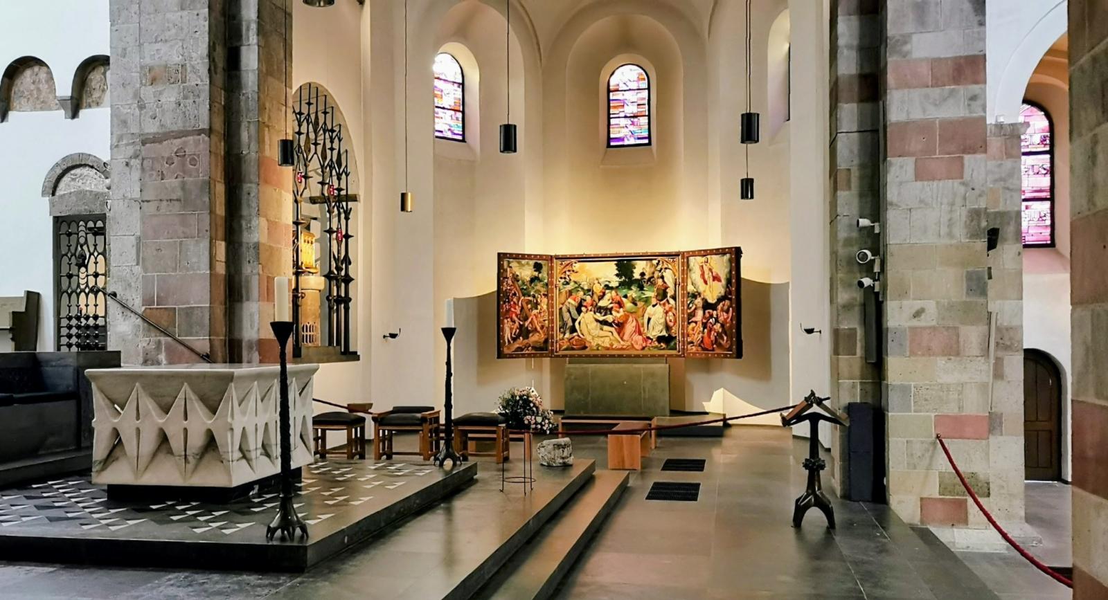 Blick vom Altar zum Triptychon von Bartholomäus Bryn