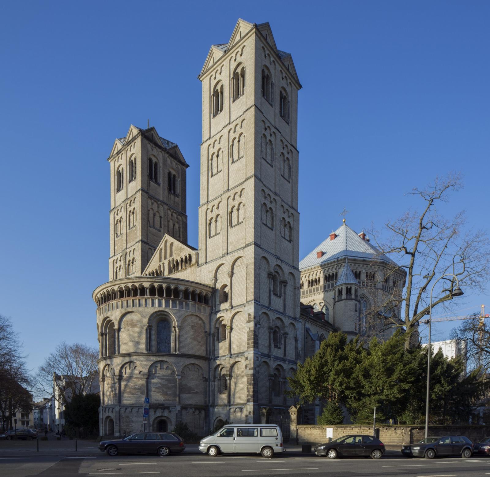 St. Gereon in Köln, Nordostansicht