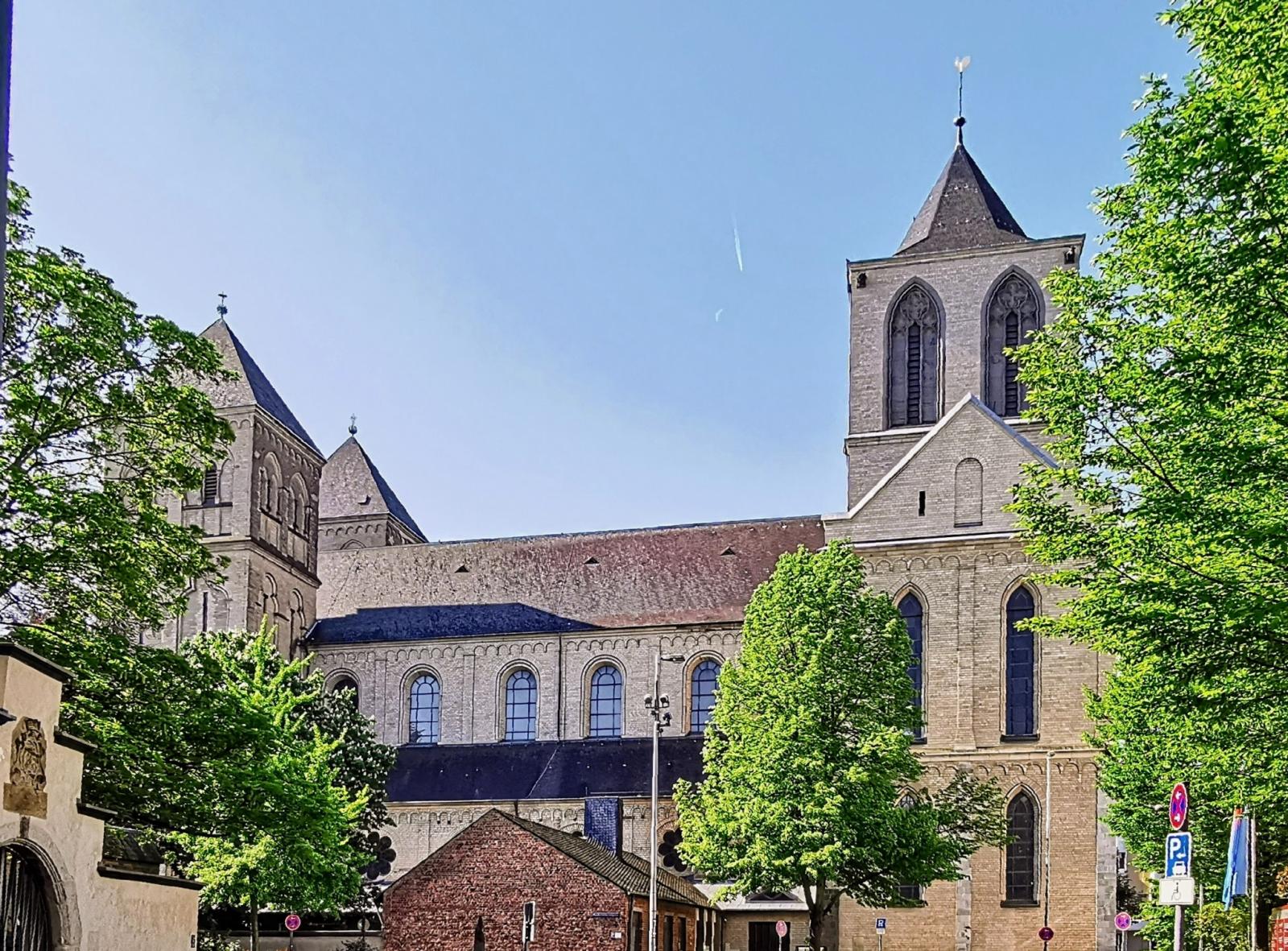 St. Kunibert, Ansicht von Nordwesten