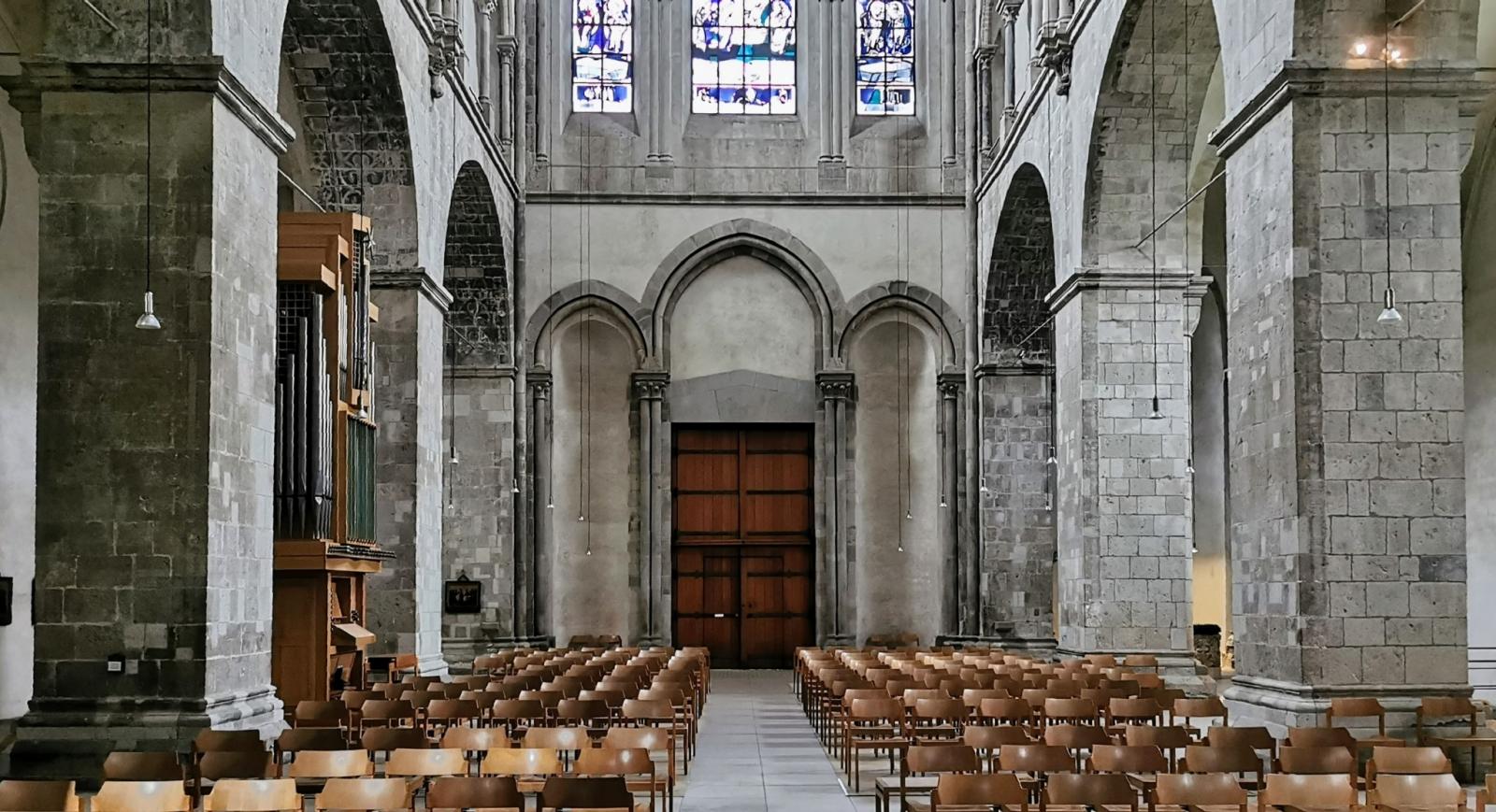 Innenansicht Westportal Groß St. Martin