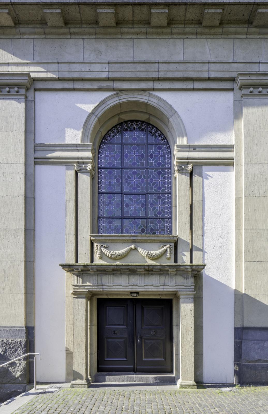 Detail Kircheneingang
