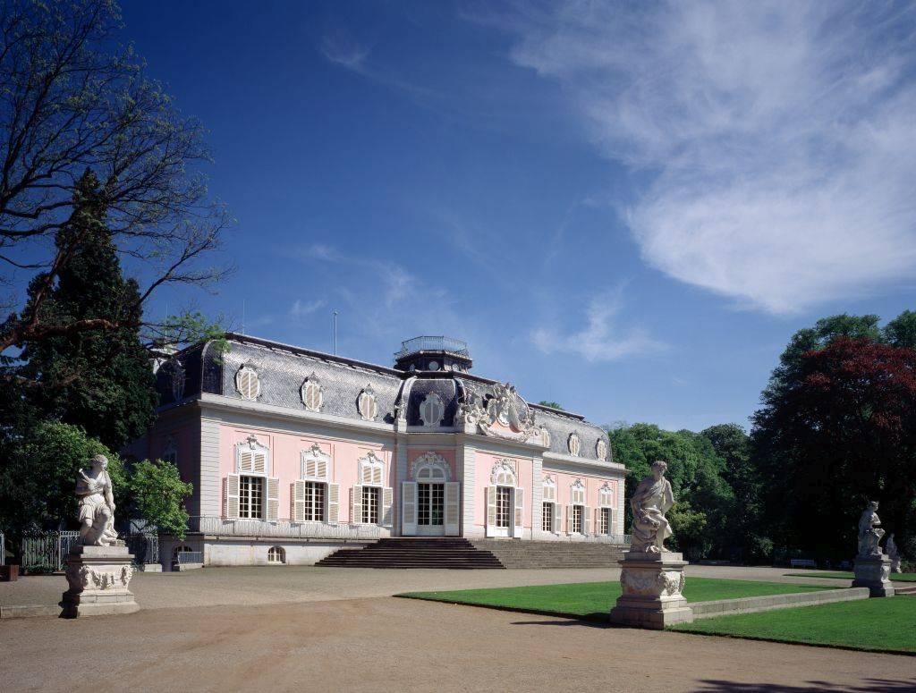 Gartenseite Schloss Benrath