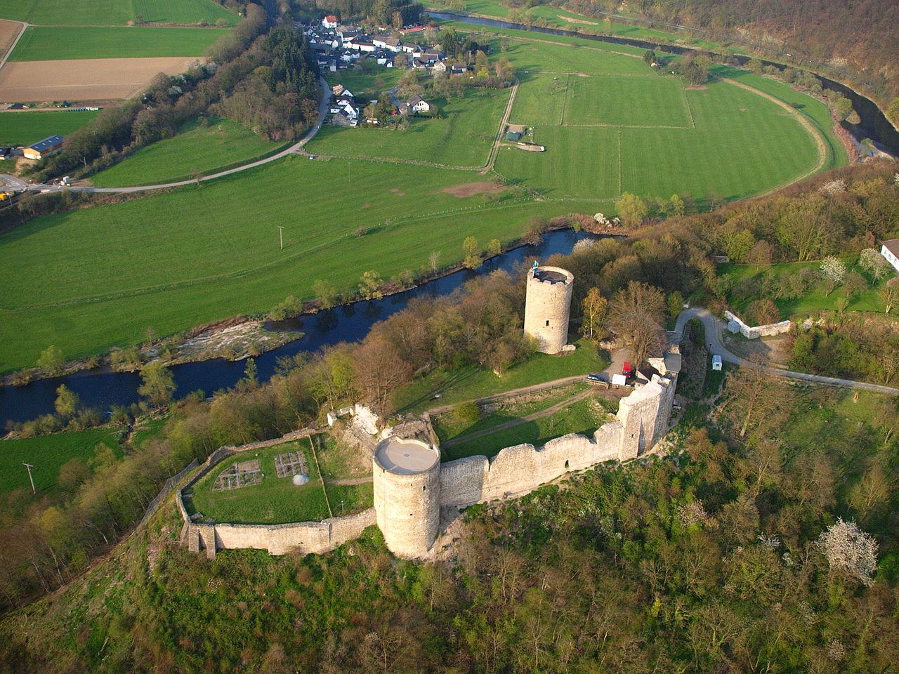 Luftbild der Burgruine