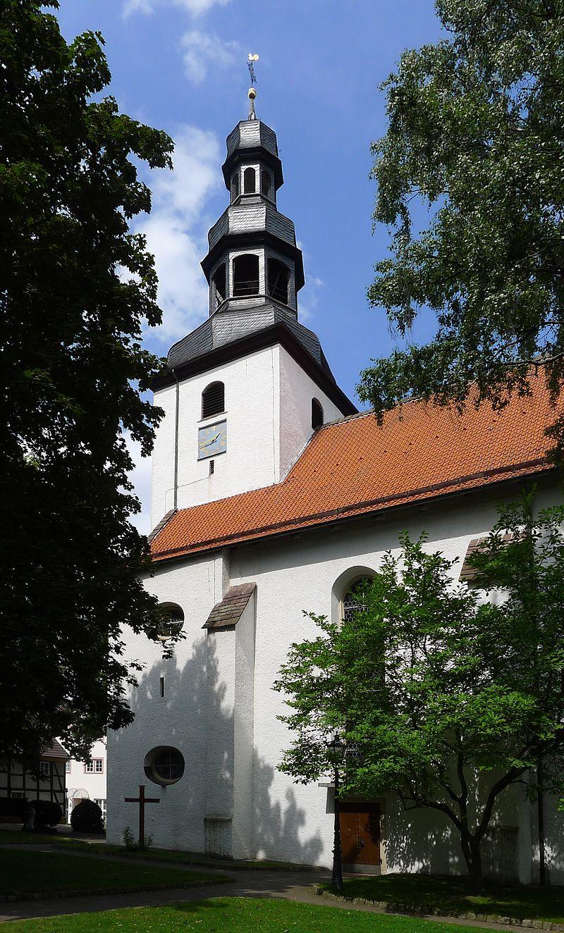 Blick auf den Kirchturm