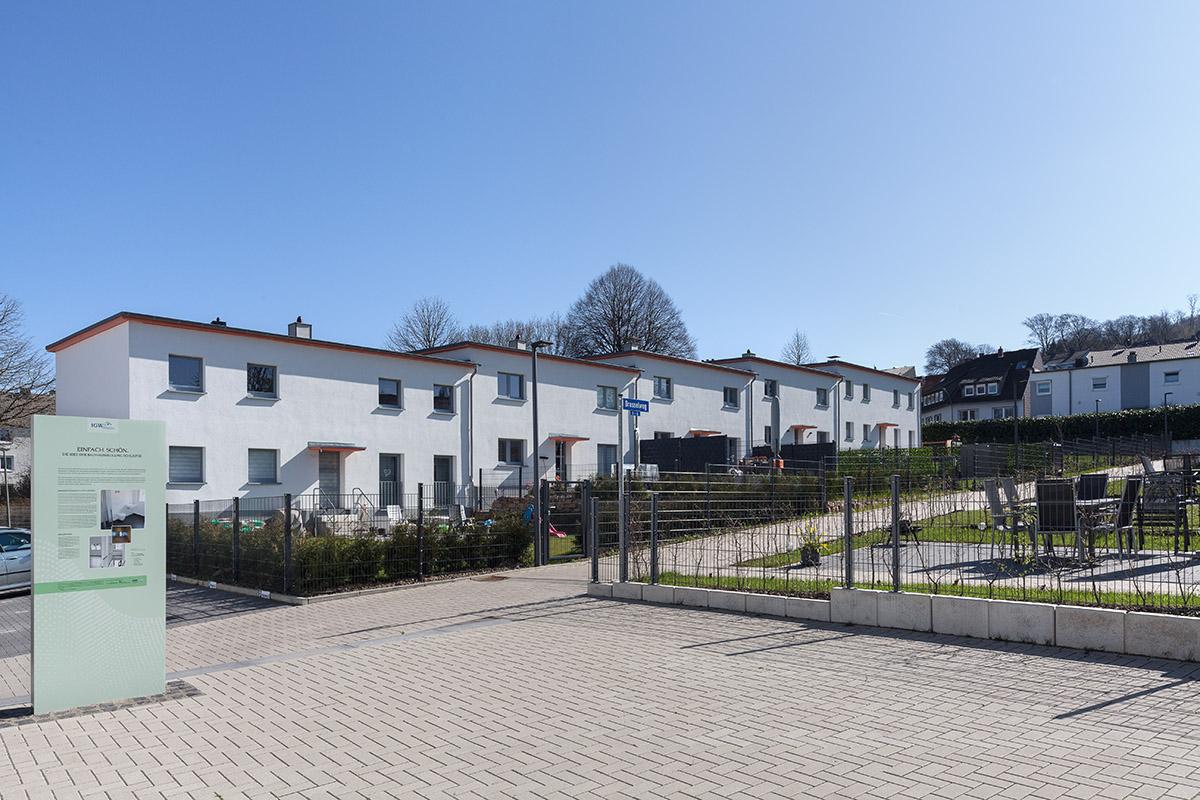 Iserlohn, Bauhaussiedlung Schlieper, Drosselweg mit Infoschild