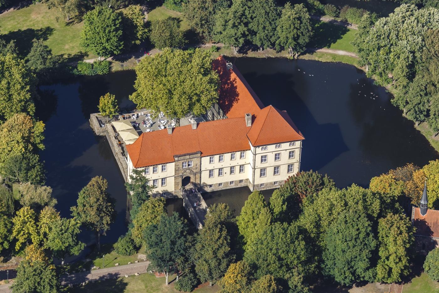 Luftbild Schloss Strünkede