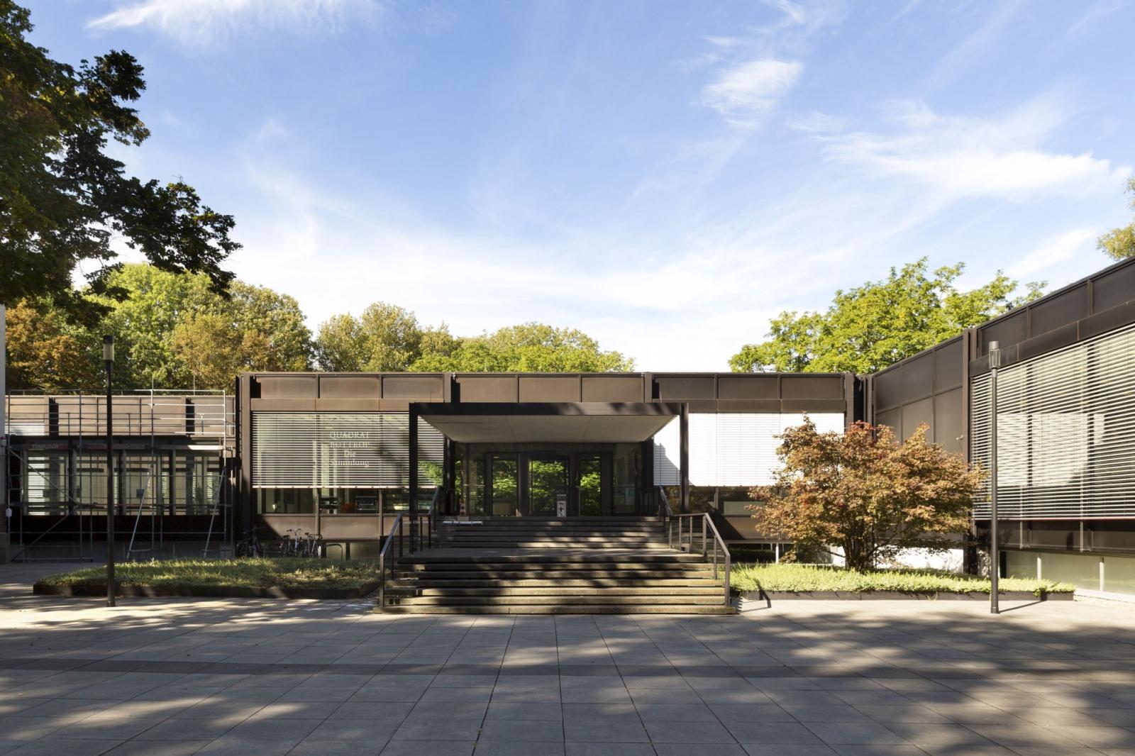Eingang des Josef-Albers-Museums