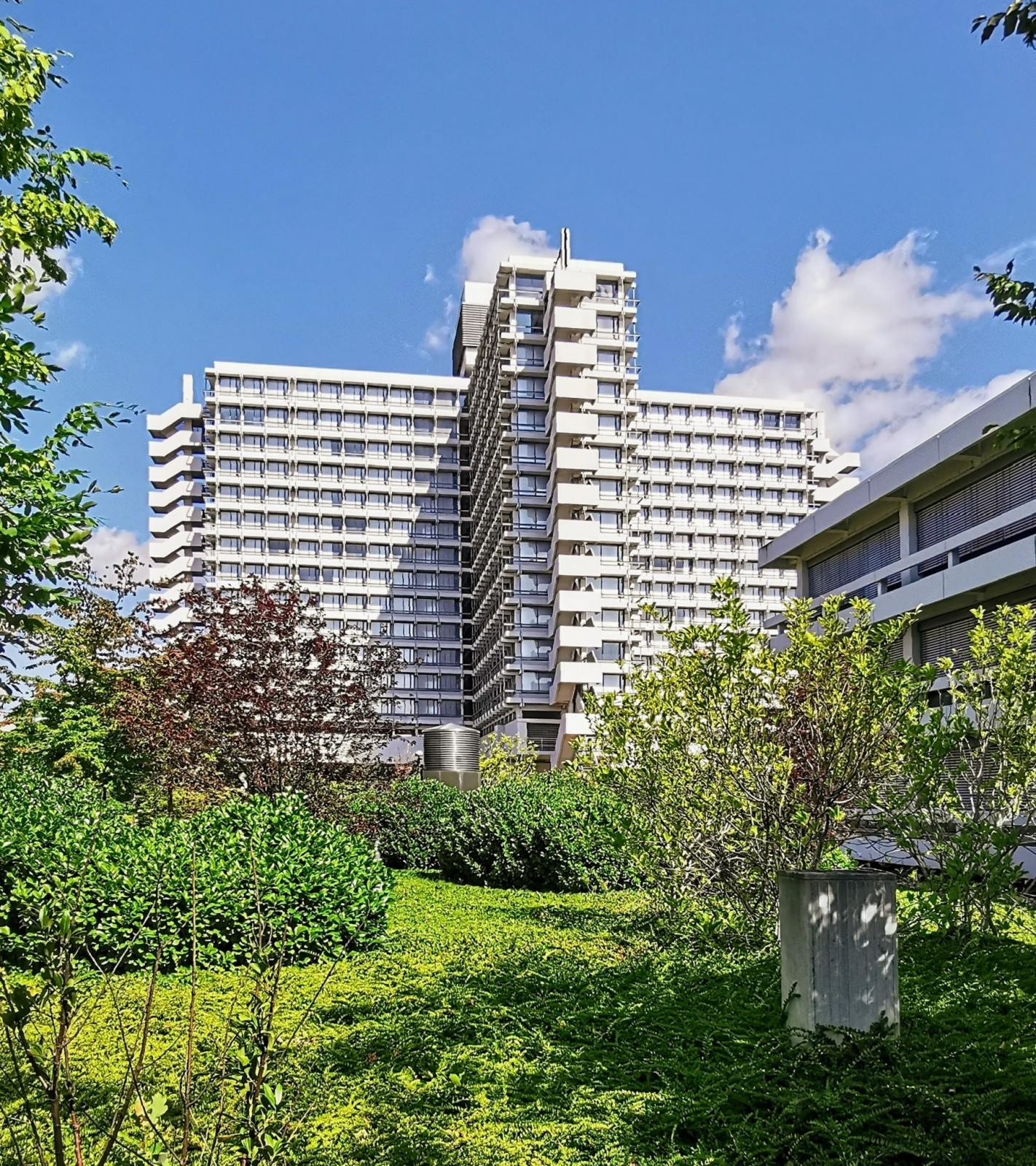 Kreuzbau in Bonn