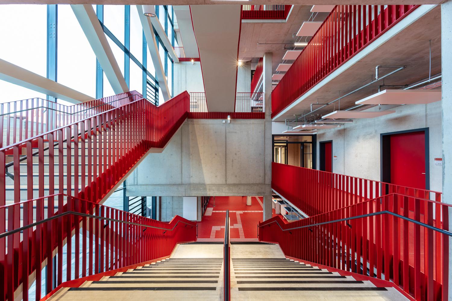 Offene Atriumtreppe