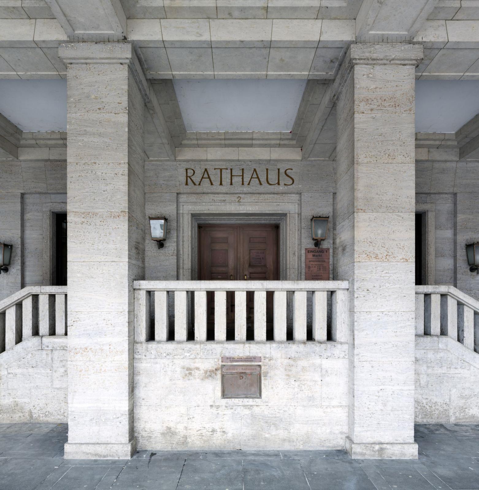Rathaus Neuss Eingangsbereich